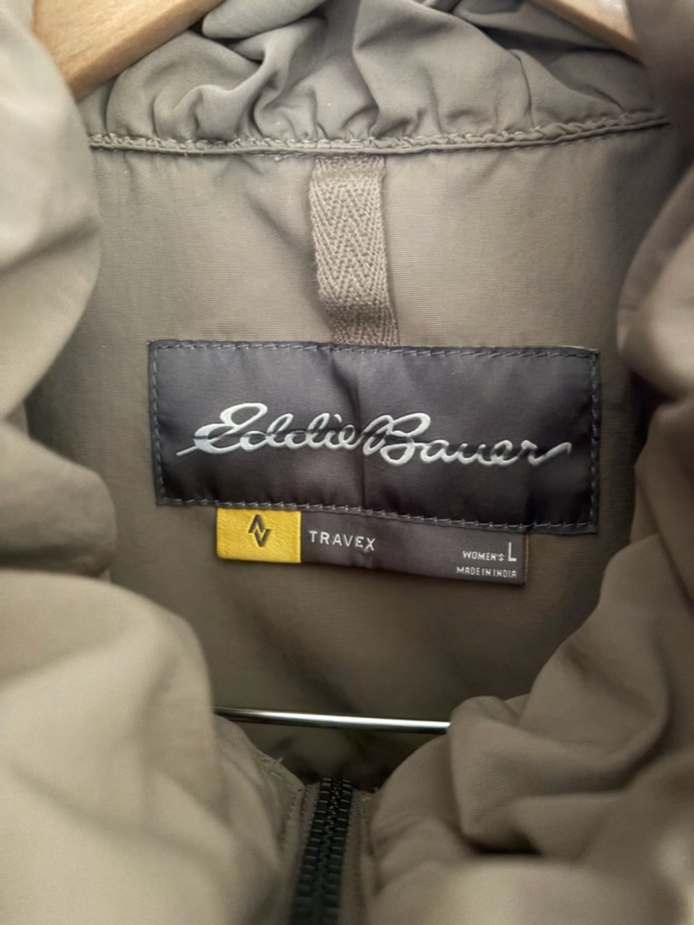 Eddie Bauer Travex khaki utility travel lightweight jacket pockets EXCELLENT - Picture 4 of 11